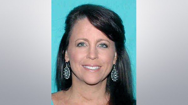 WLOX's tweet image. Former social services director arrested for allegedly stealing almost $400k from elderly residents dlvr.it/PClwnM
