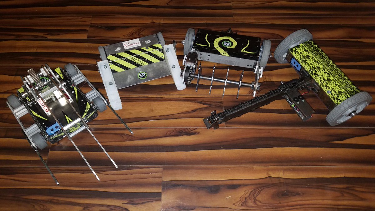 TheChaosCorps's tweet image. Here&apos;s a few of the bots we&apos;re bringing to #RobotBattles 63 at @MomoCon

facebook.com/events/1131070…

#BattleBots #WeWantSeason3