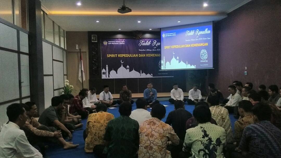 <a href="/KemenkeuRI/">#UangKita</a> <a href="/DitjenPajakRI/">#PajakKitaUntukKita</a> <a href="/pandupajak/">#LiterasiFinancial</a> <a href="/endaryono/">#DirumahAja</a> <a href="/humasjateng/">Humas Jateng</a> <a href="/PajakMania/">PajakMania</a> <a href="/aniwinn/">Ana</a> <a href="/UungEka/">Eka Damayanti</a> <a href="/prastow/">Prastowo Yustinus</a> <a href="/jeparakabgoid/">Pemkab Jepara</a> IHT Program Budaya, Capaian Kinerja @KPPJepara dan #TarhibRamadhan sbg peningkatan spirit serta semangat kerja, dipimpin Bp <a href="/endaryono/">#DirumahAja</a>.