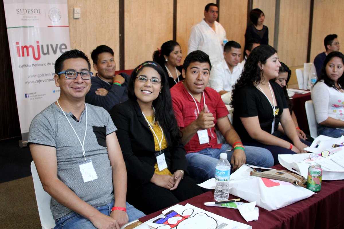 imjuvemx's tweet photo. Participaron 23 estados de la República Mexicana en la cuál las y los jóvenes conocieron estrategias para sus proyectos sociales. https://t.co/1zvMpjmyn5