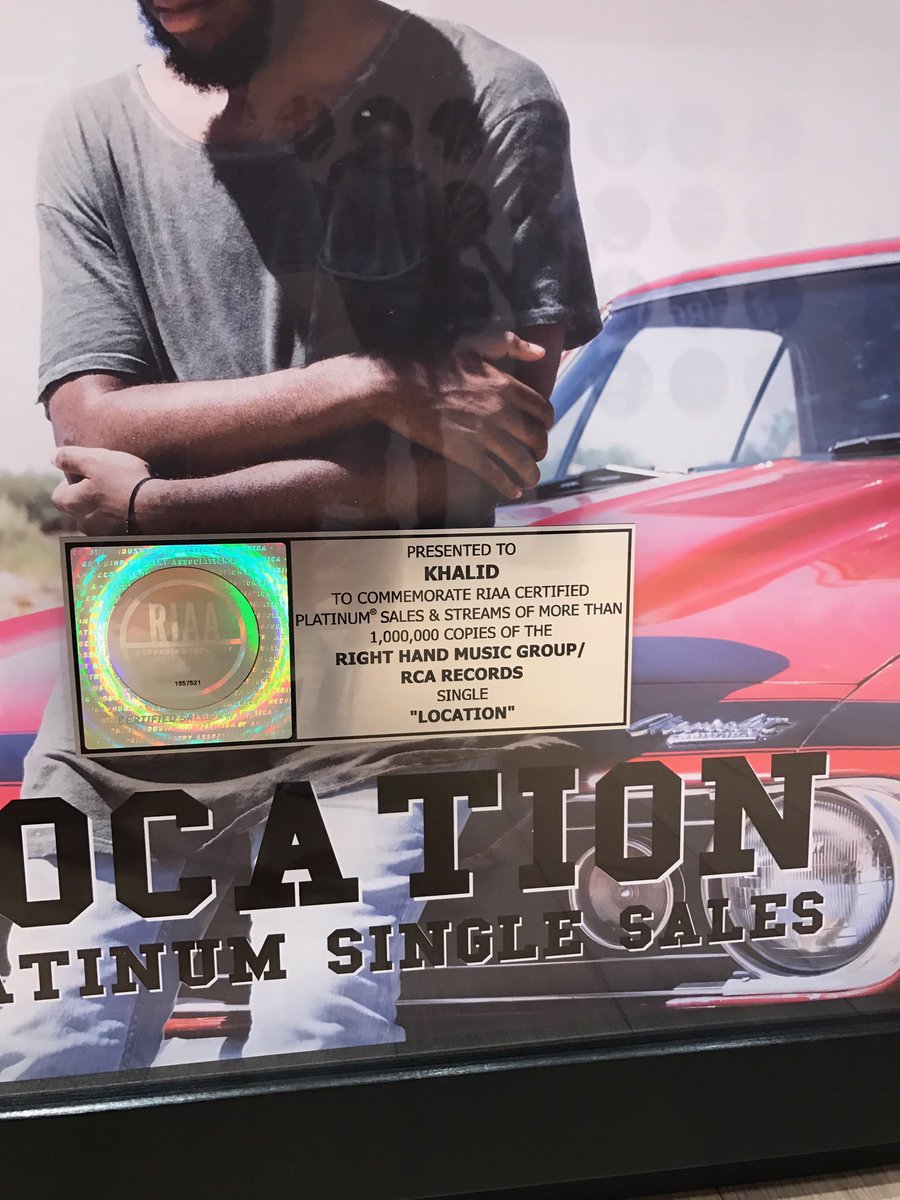 DemetriusHarmon's tweet image. my nigga said "bet"