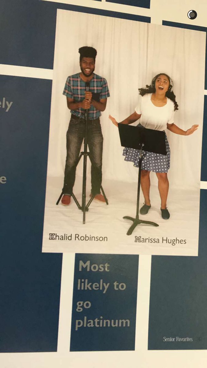 DemetriusHarmon's tweet image. my nigga said "bet"