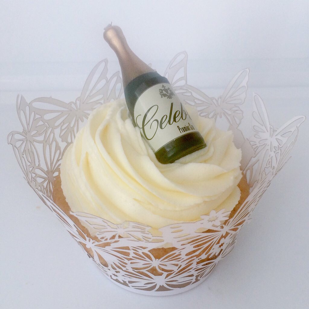 poppyscupcakes tweet picture