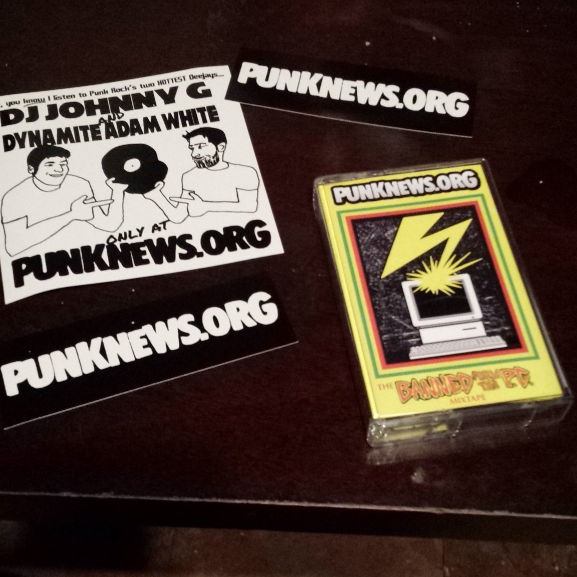 HaleyRawpowe's tweet photo. @johngentile @adamwhite it came!!!! Thanks you for the early 90's experience of ordering something and waiting forever for it! https://t.co/rBcvXaBp76
