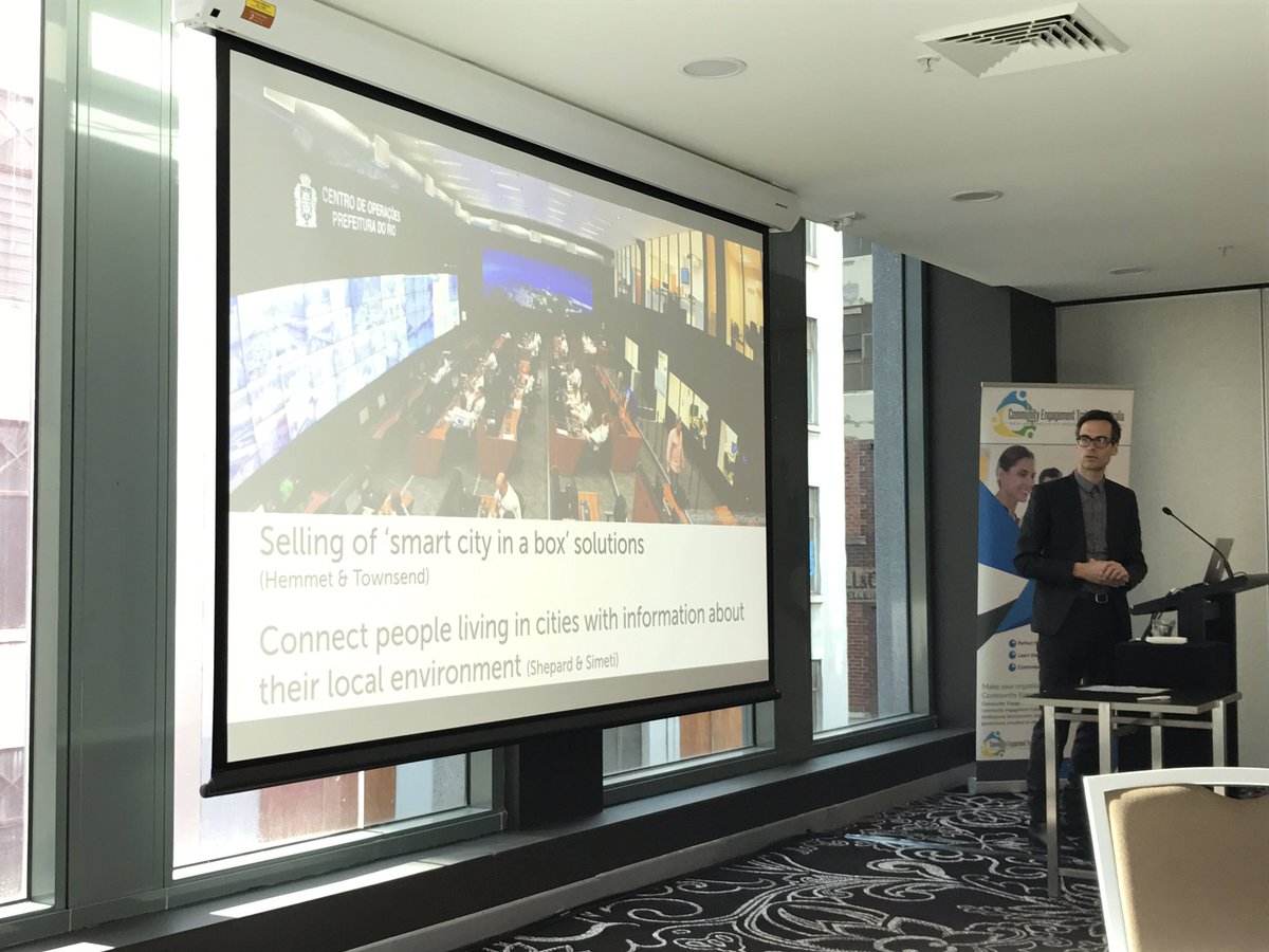 CESummitSeries's tweet image. Assoc Prof Martin Tomitsch sharing research on smart cities and digital placemaking @martintom @mistaricks #engagingbeyond