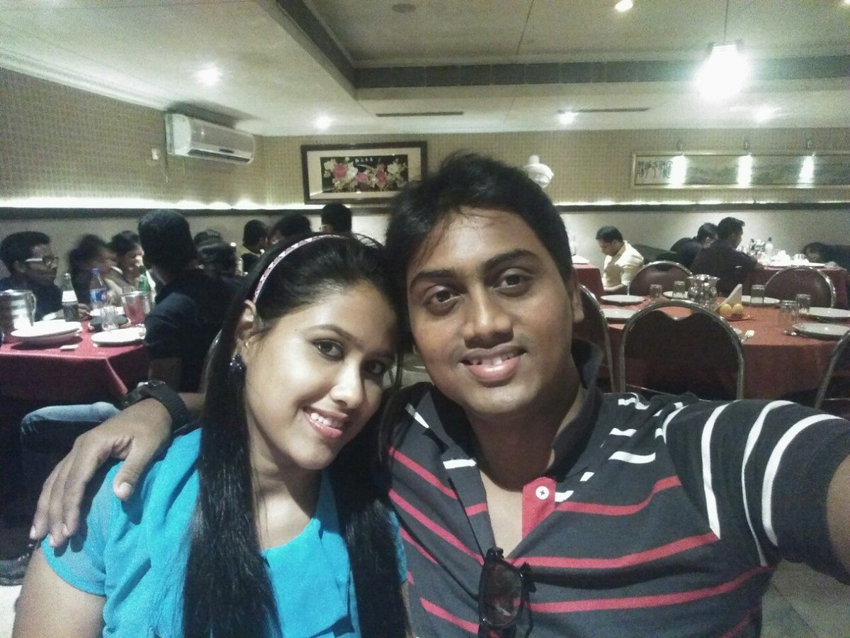 kanchan_178's tweet photo. @GioneeIndia #Selfiestan #Groupfie
#GioneeSPL https://t.co/J1SBkOBO4x