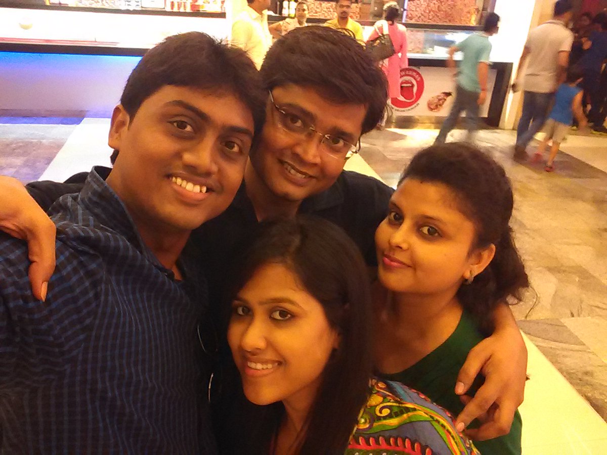 kanchan_178's tweet photo. @GioneeIndia #Selfiestan #Groupfie
#GioneeSPL https://t.co/bjDk3XA3L7