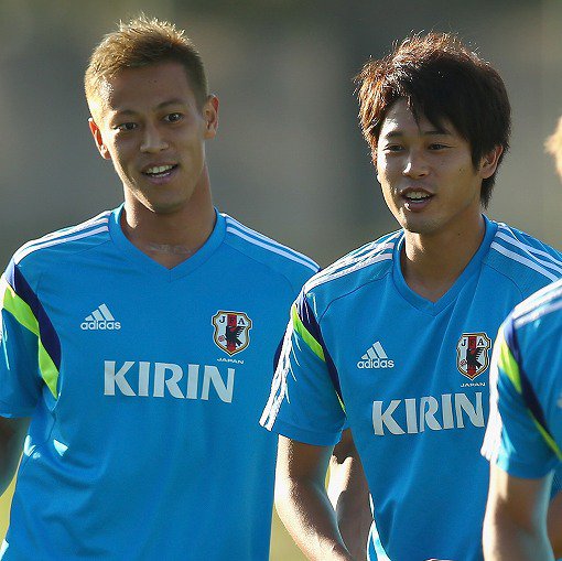 サッカーダイジェスト もう１度一緒にプレーしたい 内田がミラン退団の本田との共闘を熱望 サッカーダイジェストweb T Co P9cxq4xtyn 日本代表 本田圭佑 Keisukehonda ミラン 内田篤人