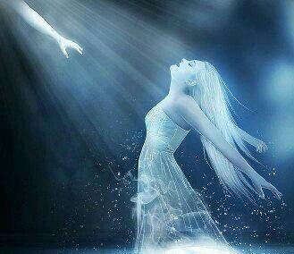 وجع الرحيل المضني أفقدني الملامح
فا #أرتدي_طيفك حبآ يعانق حبيبآ
حتى أصير داخلك بإختلاط مجنون
 لآشاركك دمك #مملكة_القيصر
#آحرار_العراق_للدعم