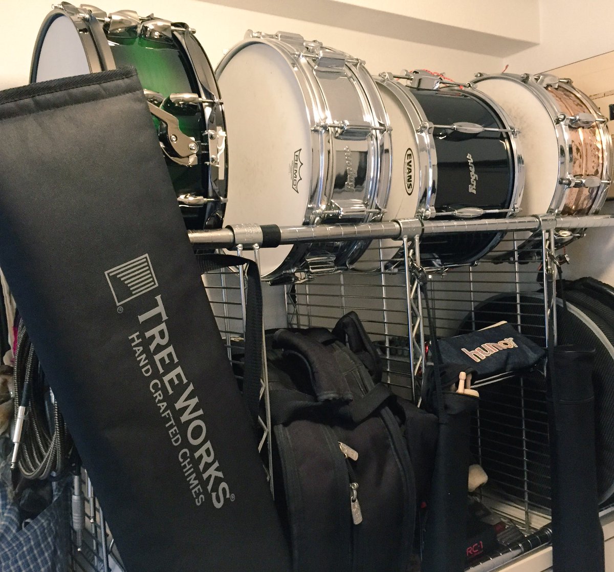 kodama_drums's tweet photo. 部屋の大掃除おわった〜
どこか遊びに行きたいな https://t.co/vL0kEgQytu