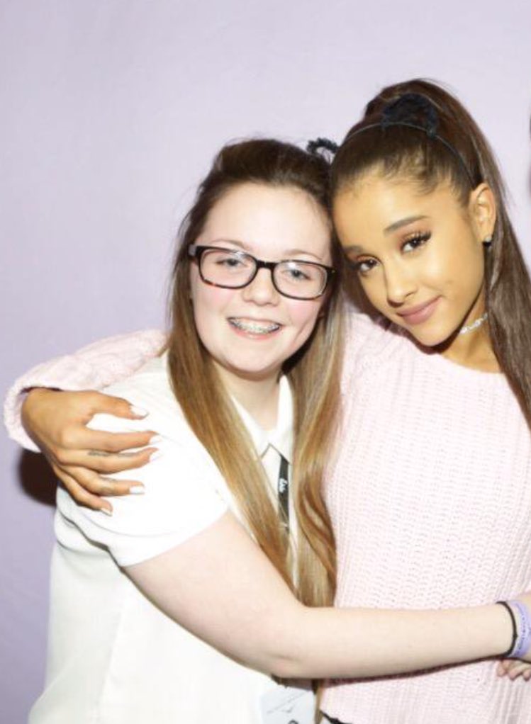 plaid_shirtdays's tweet photo. Rest In Peace you beautiful angel. You will be remembered, always ❤️  #Manchester https://t.co/VuRpu4eCGR