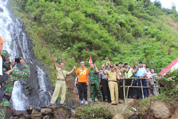 iniPurworejo's tweet photo. Bupati Resmikan Dua Obyek Wisata Baru https://t.co/ORkOZyks3m #iniPurworejo https://t.co/bkIpca2OWy
