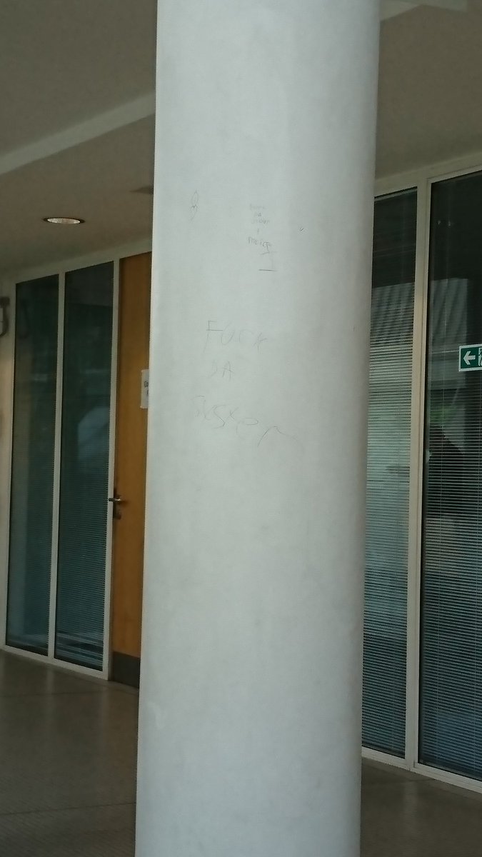 Agnes_D88's tweet image. Just found in the court 😂 #court #fcksystem #mademyday