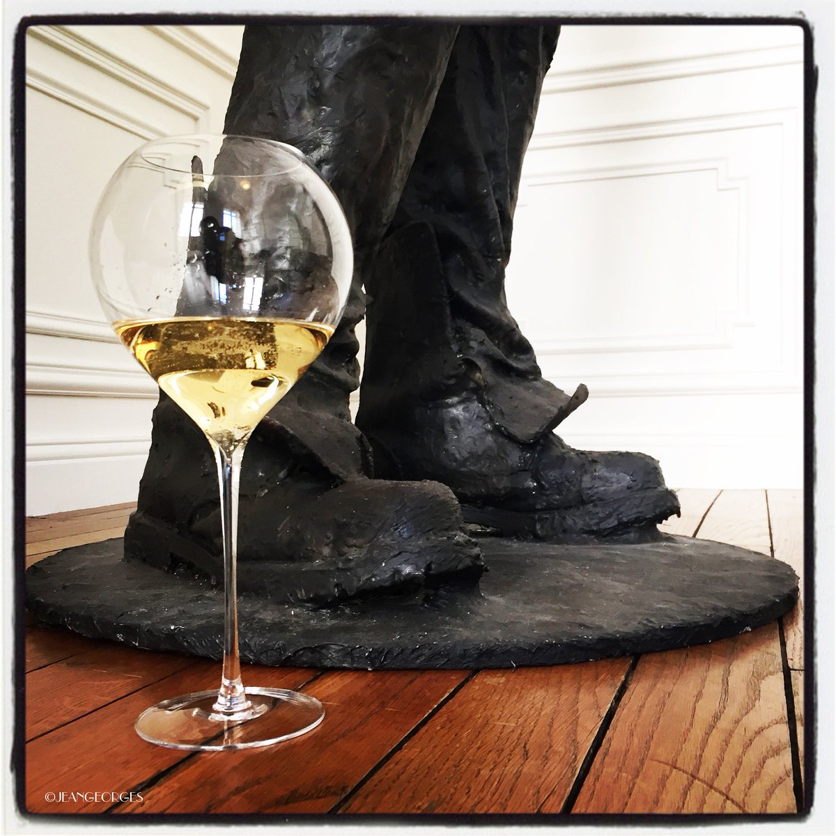 The Gallery 2017 is open. Each day some pic to revive a very special event of the #champagneweek facebook.com/Grands-Champag… #champagne #reims