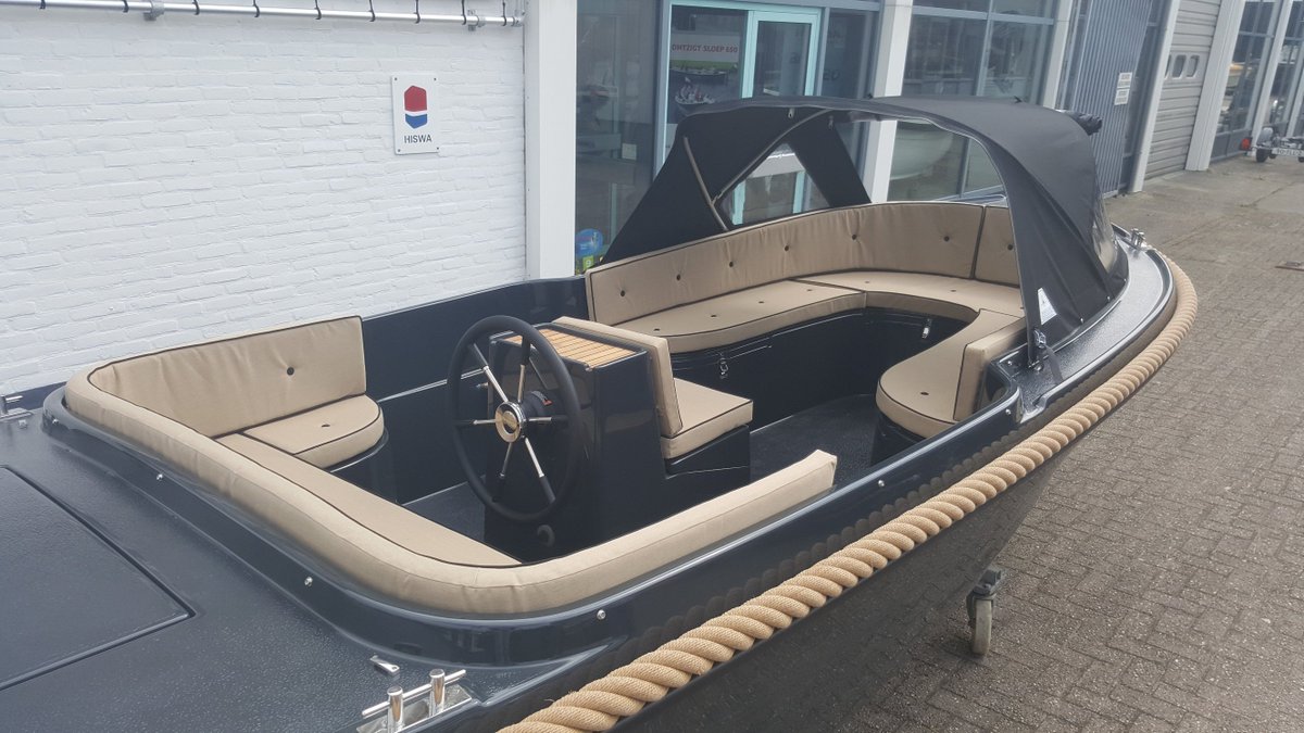 Omtzigt watersport tweet media