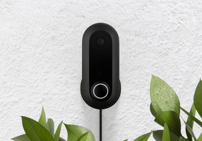 LaboFnac's tweet photo. [OBJETS CONNECTÉS] #CanaryFlex, une #caméra de #vidéosurveillance étanche et sans fil → https://t.co/2brgZ4JR2x https://t.co/rlfWRfDtdW