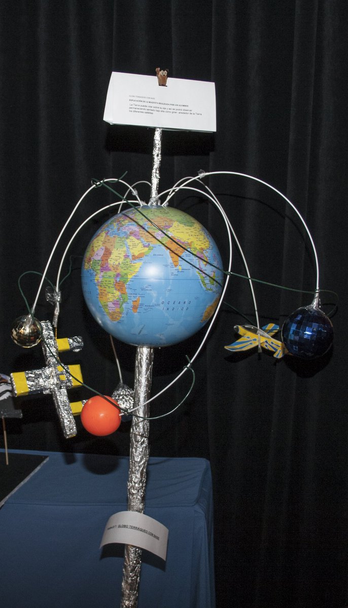 AHerreraJurado's tweet photo. Felicidades a todos los niños/as participantes en el Certamen "Pedro Duque", en homenaje al astronauta español que estudio en #CiudadLineal https://t.co/4xevopsOh7