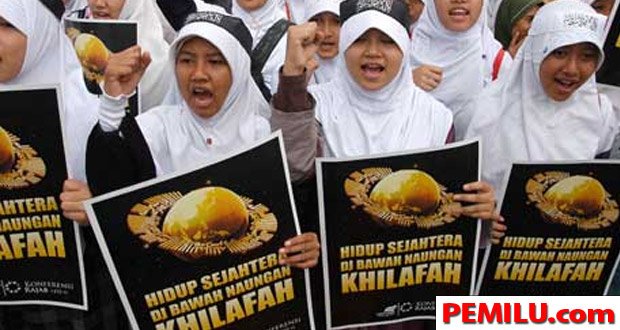 PemiluCom's tweet photo. Komnas HAM Kritik Pembubaran HTI 
https://t.co/gRXwodqaBw https://t.co/pQXR24SLsW