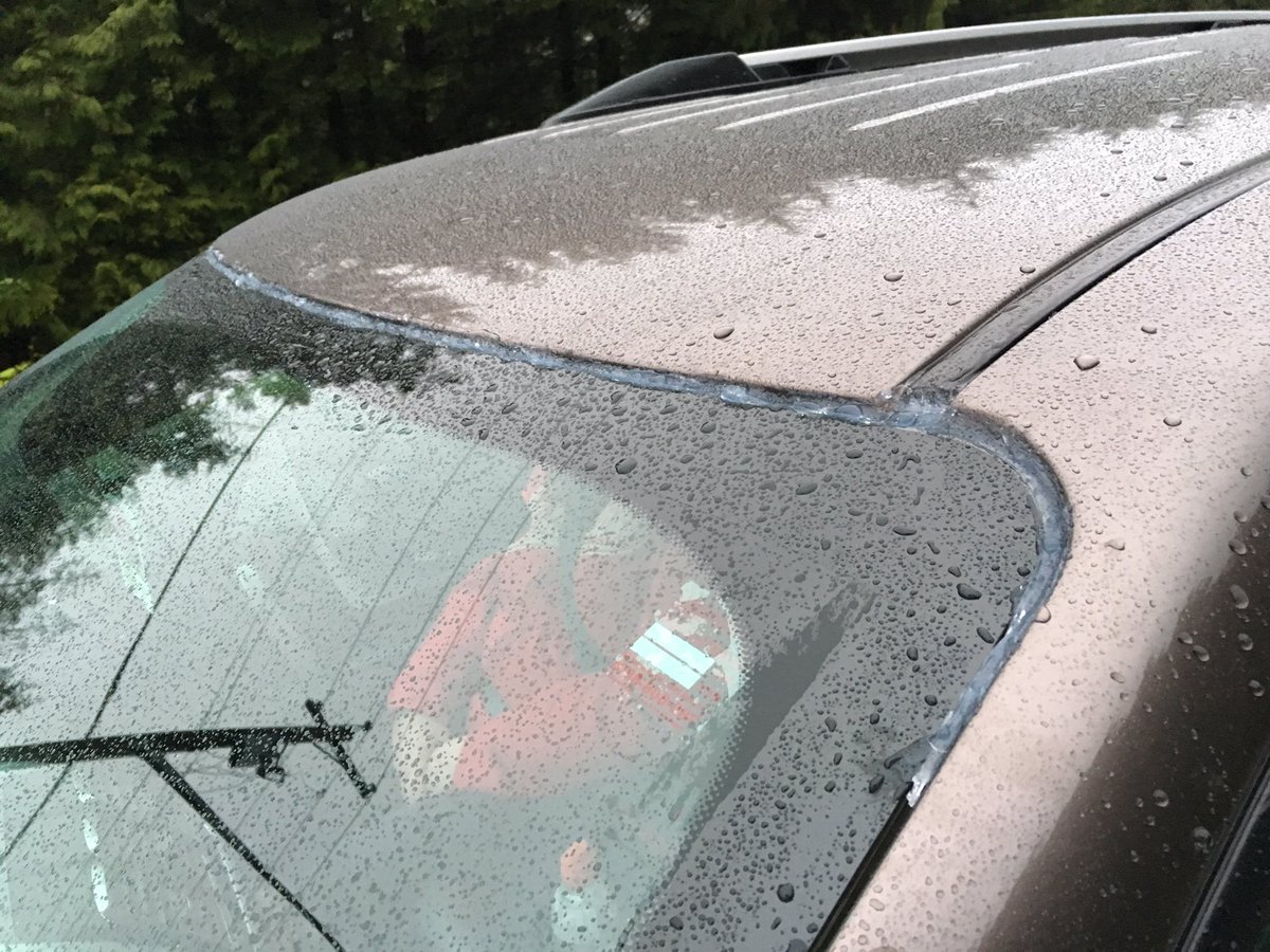 Siponarius's tweet photo. @GorillaGlue 1750km from home, day 3 of 20 day road trip on a Canadian long weekend, and window seal goes.  Not pretty, but saved us! https://t.co/RfyRPrAnU6