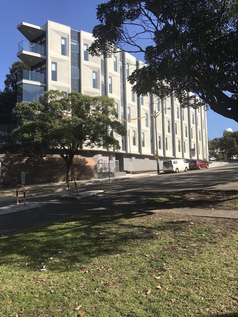 dizdarm's tweet photo. Gr8 to visit Sue Bennett&amp;team at Bellevue Hill PS-a must see on how to confidently prepare staff for effective delivery in new school builds https://t.co/hZbSPv8bCr