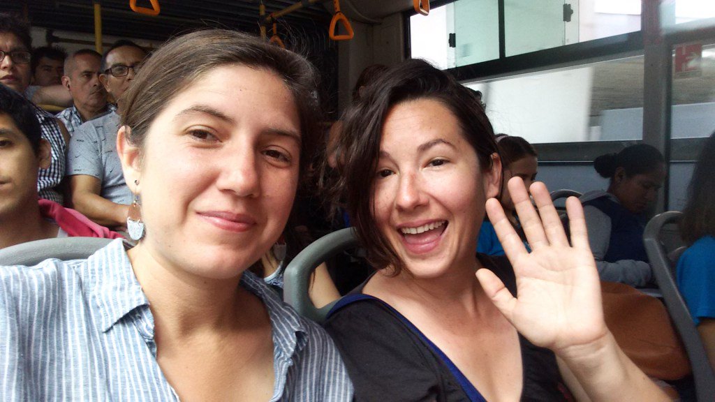 pie_traspie's tweet photo. Recibí una segunda visita de mi gafe de confianza. Con ella visité Perú, vimos la Lima más… https://t.co/eZoZ44h0vI https://t.co/fCN6V6NCHv