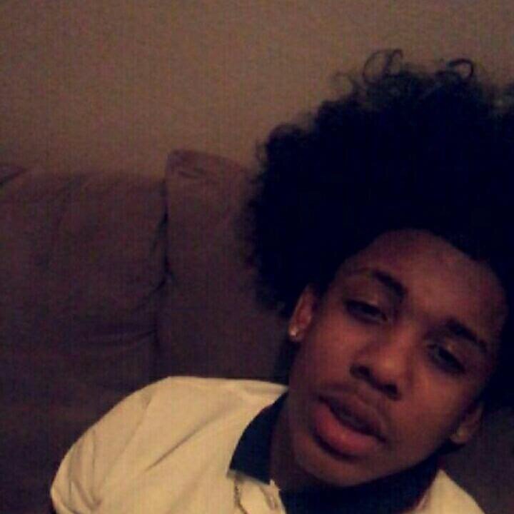 pradahappy10's tweet image. #L.O.EGanG #Lit #FreeSpazz #TurnUp#Liveme 😈L.O.E ChicagoKid😈: liveme.com/media/play/?vi…