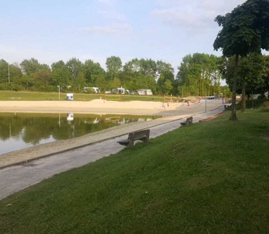 De SV Borger dames hebben de eerste training voor <a href="/BeachSoccerBlst/">BeachSoccerBlauwestd</a> er weer op zitten! #BorgerLeeft #Hunzedal #RoadToTheFinal