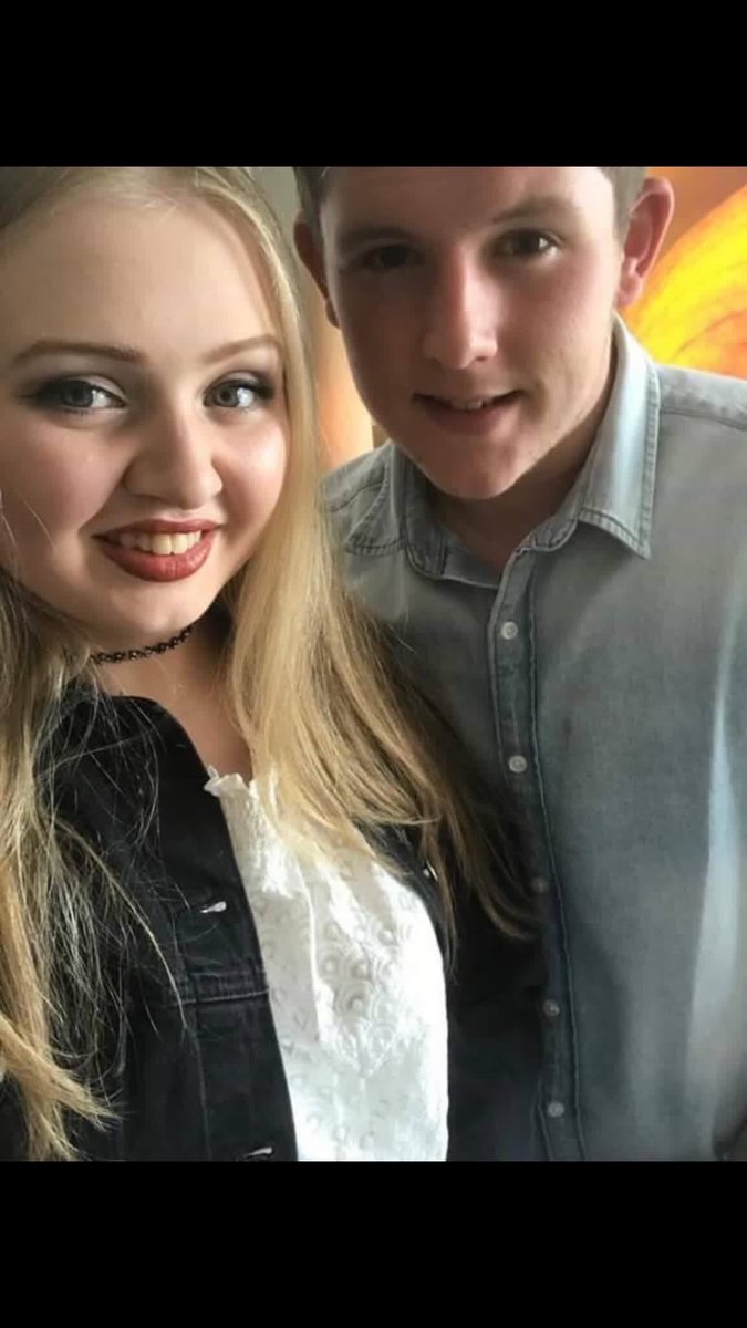 MissingAttack's tweet image. RT RT: CHLOE RUTHERFORD AND LIAM CURRY ARE STILL MISSING! IF YOU HAVE SEEN THEM PLEASE CONTACT 07920405015 OR THE POLICE! #Manchester