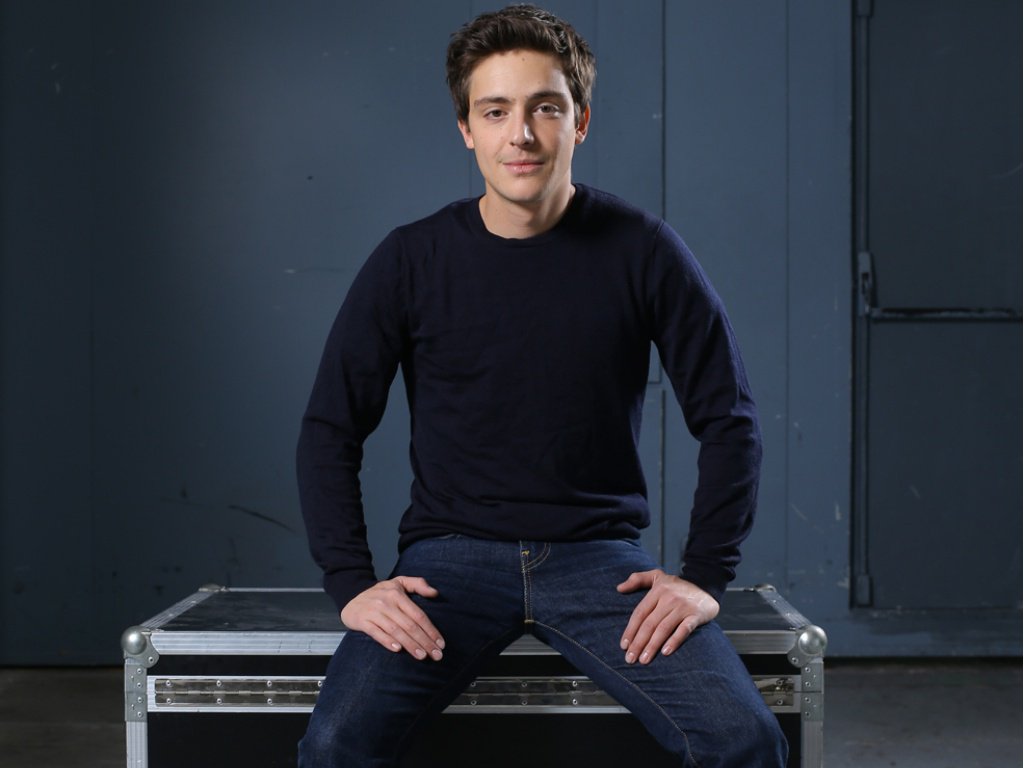 BRUNOFUNRADIO's tweet photo. Dans Elle cette semaine, ils ont élu l'homme idéal à présenter à ses parents, et c'est Martin Weill de @Qofficiel ! #BrunoFunRadio https://t.co/RkfKZjNzNQ