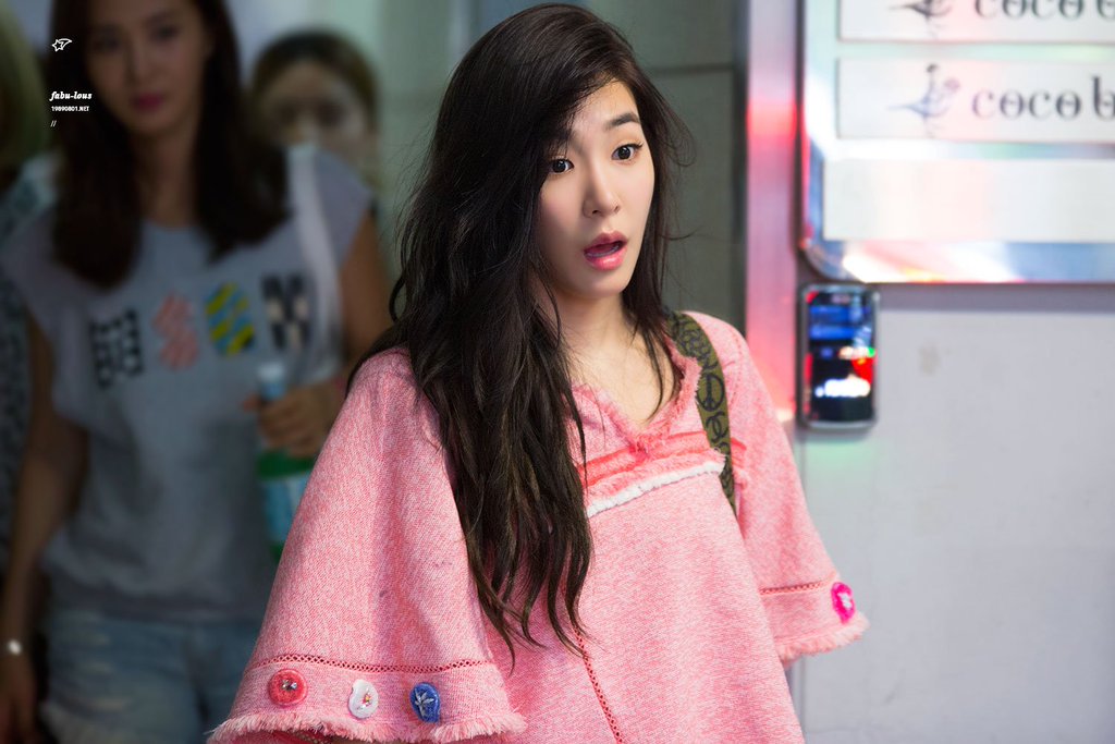 onyourjane's tweet photo. ชอบเวลาเธอเป็นร่างมิยองมากเลย แต่เป็นร่างไหนก็ชอบ ขนาดเราไม่ชอบสีชมพู แต่เธอชอบ เรายังชอบเลย (/ω＼) https://t.co/B1lgAnZ4FF