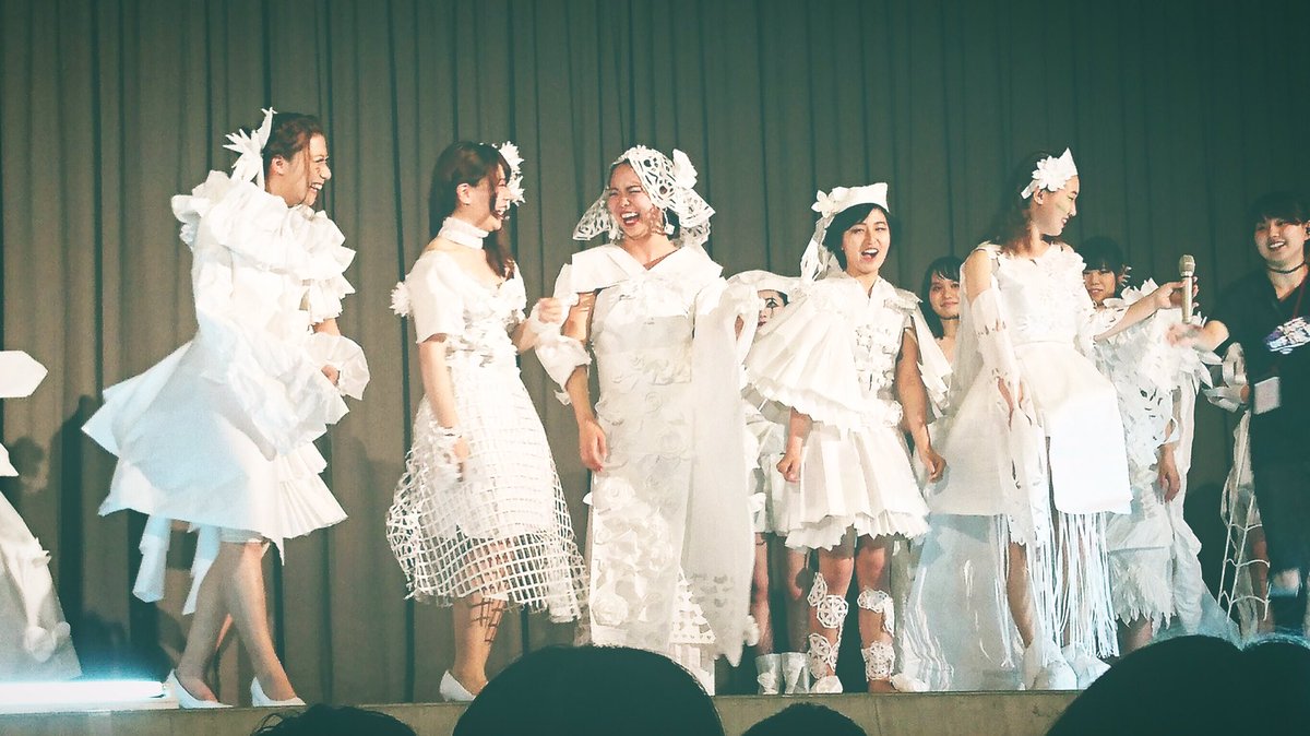 ペーパーファッションショー