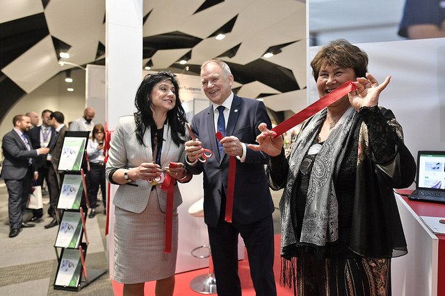 #eHealth &amp; #publichealth – a beautiful marriage. Read a recap of #eHealthWeek here bit.ly/2qyPwMw #digitalhealth