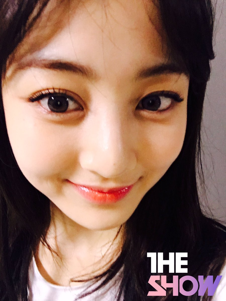 theshow_offcl's tweet image. 다들 봐주세여ㅠㅠ울2 트둥이들💕 지구 내핵까지 뿌실 핵미모 아닙니꽈ㅠㅜ😭 #트와이스 핵미모에 심장 박살(와장창) #더쇼 #THESHOW