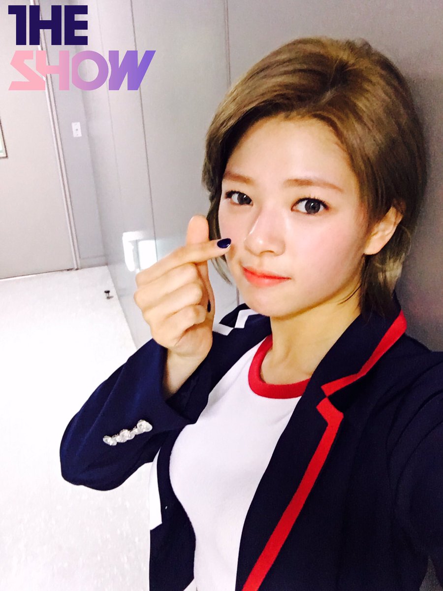 theshow_offcl's tweet image. 다들 봐주세여ㅠㅠ울2 트둥이들💕 지구 내핵까지 뿌실 핵미모 아닙니꽈ㅠㅜ😭 #트와이스 핵미모에 심장 박살(와장창) #더쇼 #THESHOW