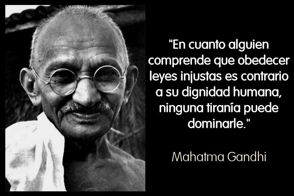 VzlaDefiendete's tweet photo. En cuanto alguien comprende que obedecer leyes injustas es contrario a su dignidad humana, ninguna tiranía puede dominarle. Gandhi https://t.co/pbx7zmIN4G