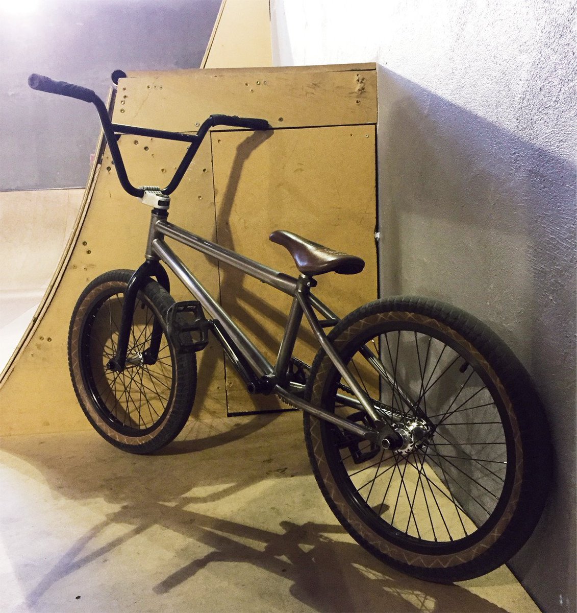 FariBasic's tweet photo. BMX’ Time! 

#bikesunday #bmx #bmxsunday #like #faribasicsoutien #rootsbmx #bmxlife #l4l #forequality #fun #followme #faribasic #noracism https://t.co/usa0AvpxR5