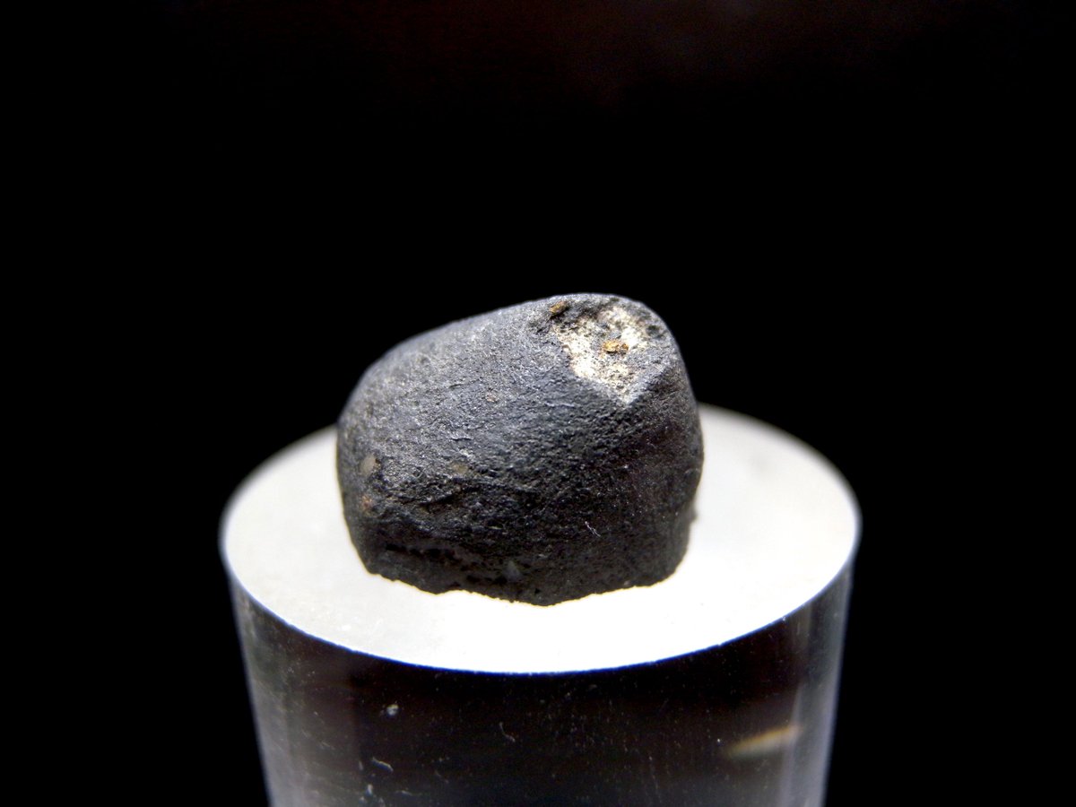 Stem på ditt favorittbidrag i årets formidlingskonkurranse og vinn en meteoritt fra <a href="/bilet_o/">Morten Bilet</a> v/GEOTOP geoforskning.no/9-nyheter/1496…