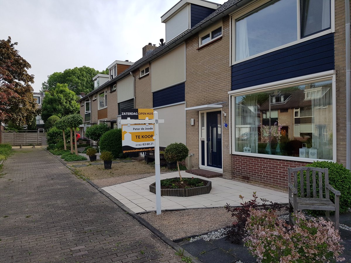 peterdejoode's tweet photo. Akkerwinde 28 #waddinxveen Zaterdag open huis van 11.00 tot 13.00 uur. Vraagprijs € 245.000,- Kosten koper. https://t.co/6Ktadxjh6b