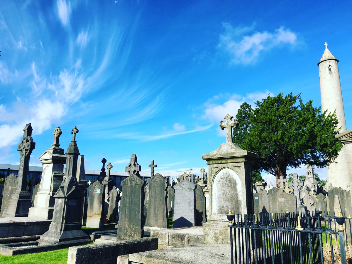 Glasnevin Cemetery tweet media
