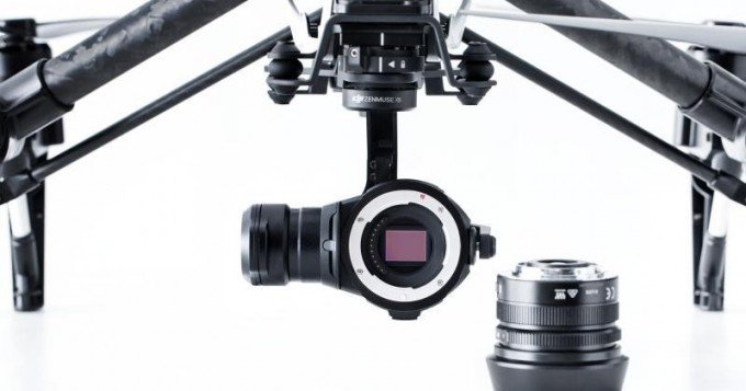 scienceLeMagazi's tweet image. DJI Inspire 1 RAW 4K camera drone starts shipping next week #AndThenIStartedToLaugh checkthescience.com/news/1666177-d…
