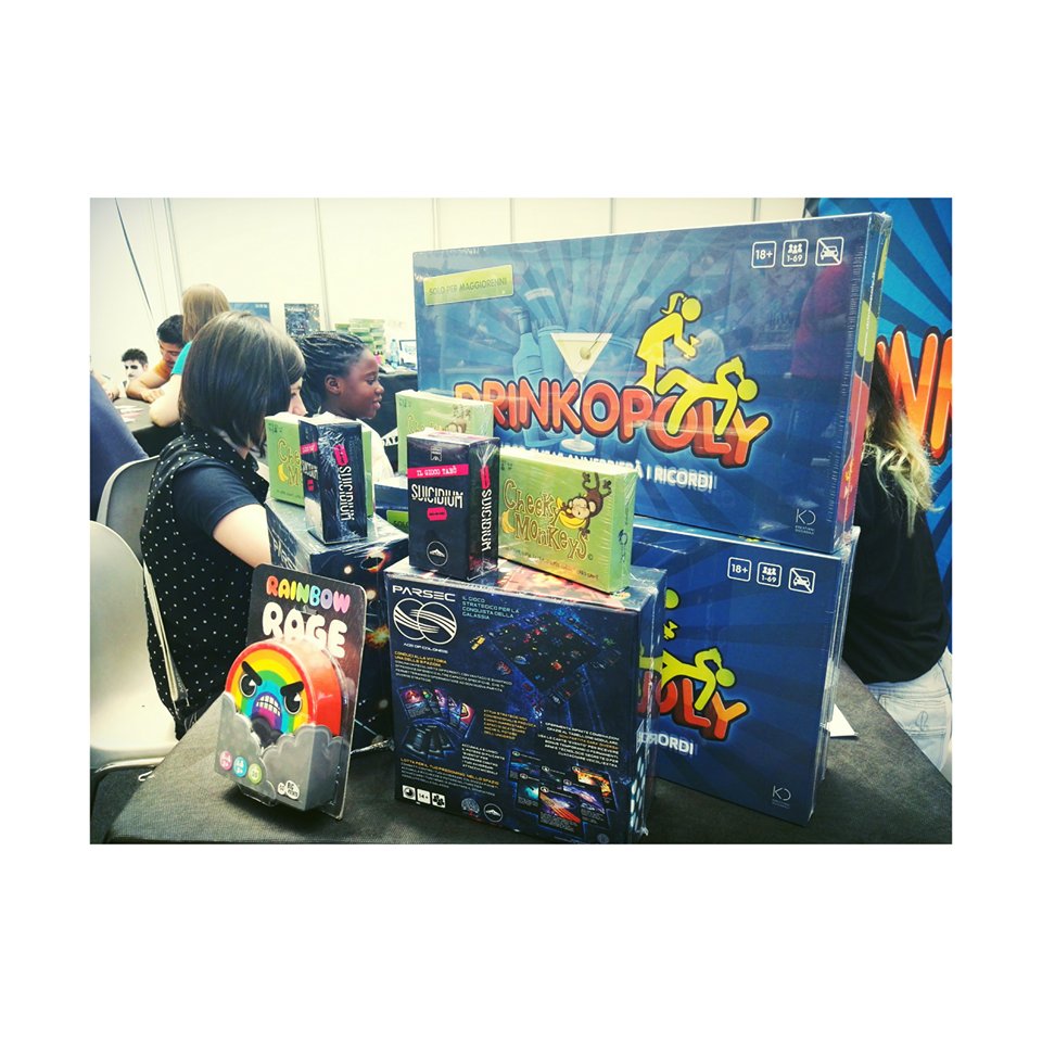 UniverseZer0's tweet photo. It was an incredible experience! Thanks everyone, it was very #funny!

Which game did you tried? 
#play #games #cardgames #drinks #suicidium https://t.co/lN3Rvv2t5K