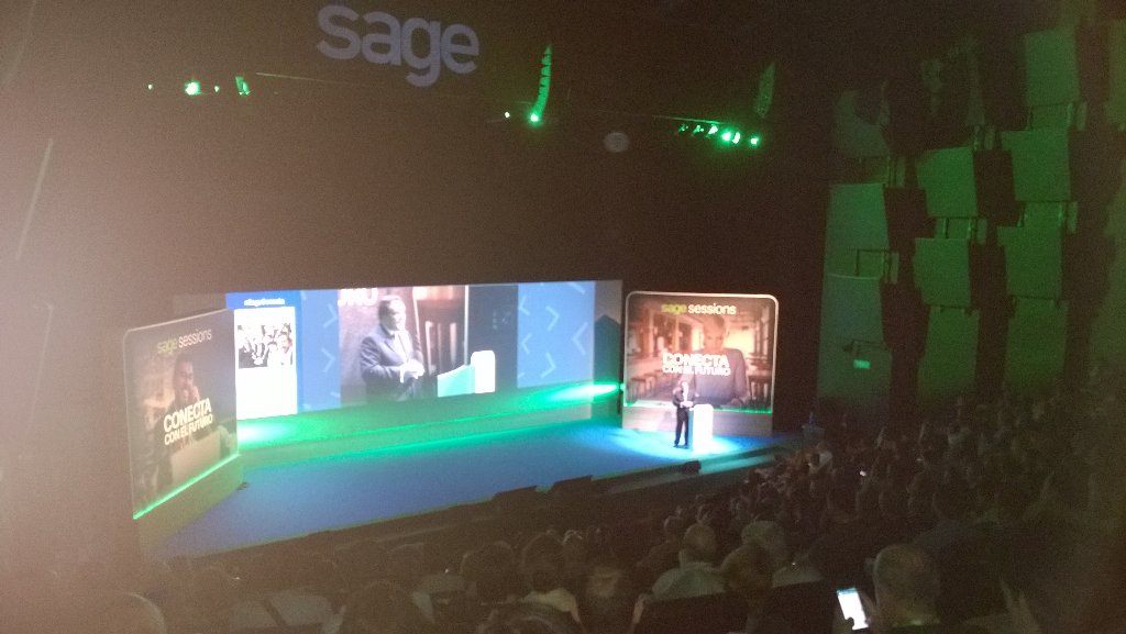 xavier_pibernat's tweet photo. #sageconecta.Ramon Adell, Patronal Foment https://t.co/LvzuhdpxNb
