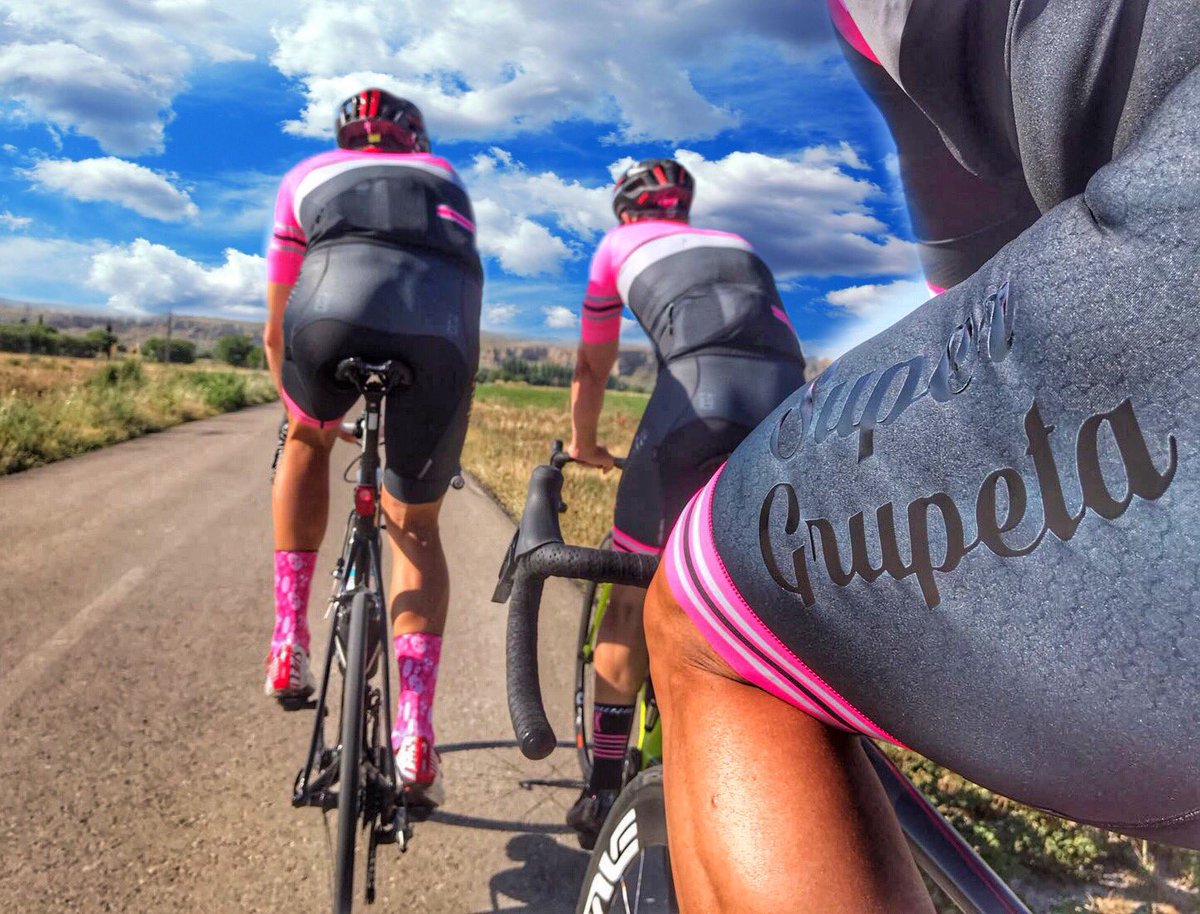 Estamos como niños con zapatos nuevos!!! Semana de estreno de la equipacion <a href="/supergrupeta/">SuperGrupeta</a>, que os parece??? 😍😍😍