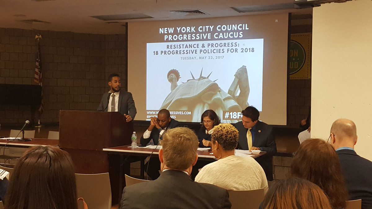 ReynosoBrooklyn's tweet photo. Kicking off @NYCProgressives policy convening on our #18for18 agenda! Thanks @DistCouncil37 for hosting. Looking fwd to today's discussion https://t.co/C6yRYRDgXH