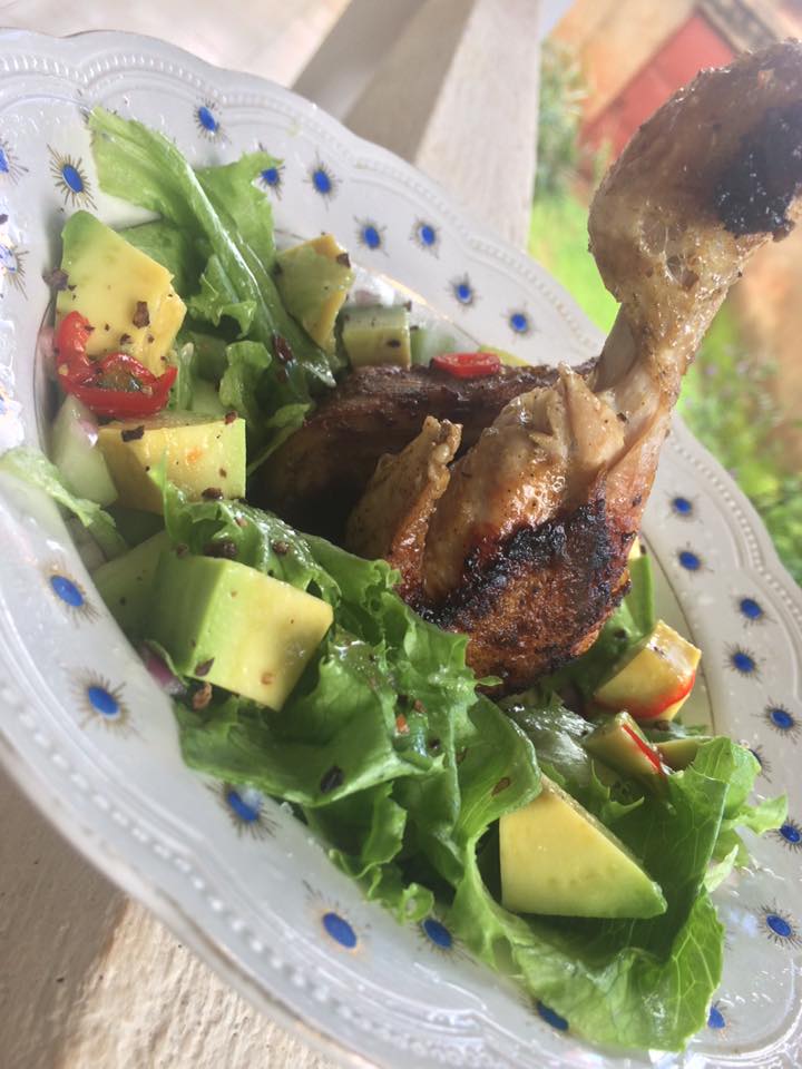 annette_bibz's tweet photo. Mujabi Moses used the #AmazingPan for 15 minutes to prepare this delicious chicken dish. https://t.co/izsi5erBvV