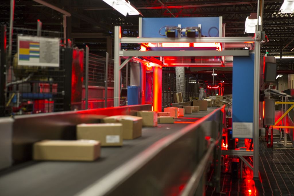 UPS_News's tweet photo. .@UPS To Boost Lenexa, #Kansas Operations With More Than 42% New Capacity - https://t.co/r0c1z8l3jM https://t.co/XZ7hUhg8NN