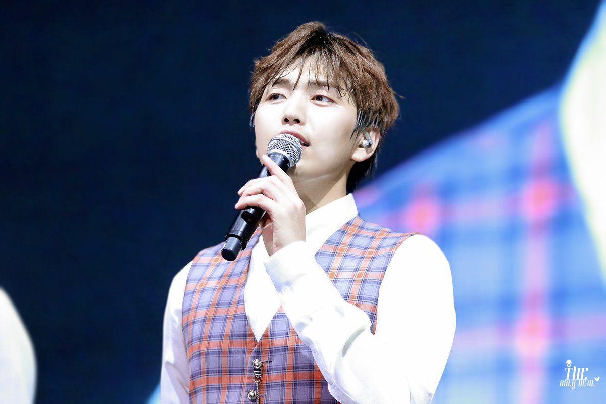 theonlydeul's tweet photo. 170521 #B1A4 LIVE SPACE IN HK

@SANDEUL920320  Sandeul is LOVE ❤️

https://t.co/Zg4hUerRQO
https://t.co/HnqzQ4ragq

#산들  #SANDEUL #비원에이포 https://t.co/L0Z3QXCo2y