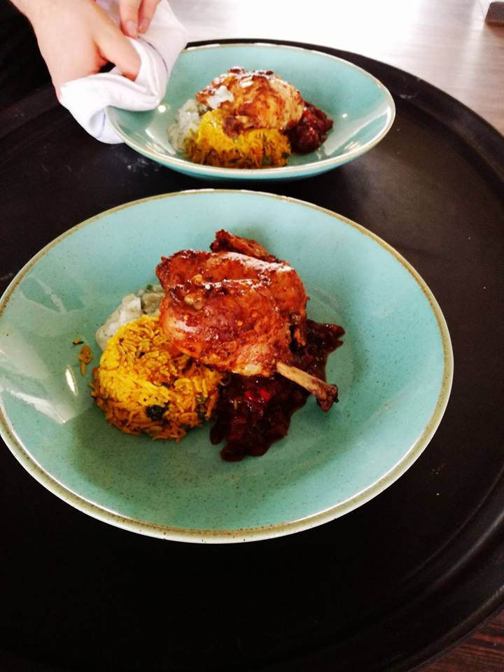 Today in The Gallery, spiced chicken leg with Braised Rice and Spring Greens <a href="/NorthlandColl/">Northumberland College</a> <a href="/NlandEats/">Northumberland EATS</a> <a href="/AshingtonTown/">Ashington Town Team</a> <a href="/AshingtonNE/">Ashington-NE</a> #lunch