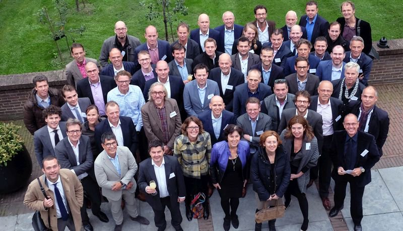 20 juni #ZEN-platformbijeenkomst met o.a <a href="/HarmVtweet/">Harm Valk</a> <a href="/BouwQuest/">Carl-peter Goossen</a> @Flinnemans <a href="/UrbainvhErve/">Urbain van het Erve</a> <a href="/ArnoRootsaert/">Arno Rootsaert</a> aanmelden:  bit.ly/2qKfzAr