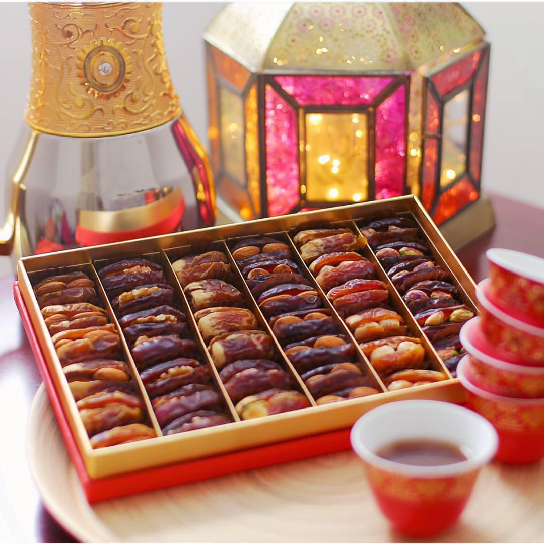 ReadyTalents's tweet photo. Call Ready Talents for all your Ramadan gifting solutions 
+971 4431 0013 or email to info@readytalents.com #ramadan2017 #mydubai #gifts https://t.co/TjJvNZ5cBW
